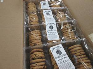 Case of 324 Sysco Cookie Queen Choc...