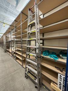 lot 31 image: 8 Werner aluminum ladder