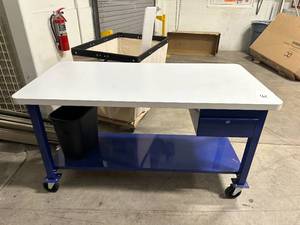 lot 42 image: Wheeled Work bench 60x30x35