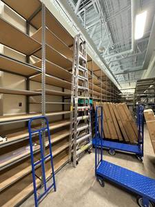 lot 45 image: 10 Werner aluminum ladder
