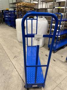 lot 56 image: Blue Uboat 5x60x16