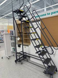 lot 81 image: Ballymore Ten step ladder