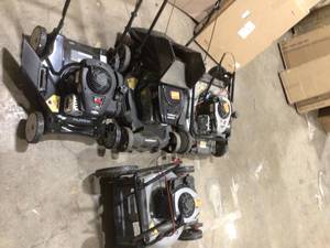 Lot of Assorted Lawn Mowers Various Models and Conditions For Parts    Customer Returns See Pictures