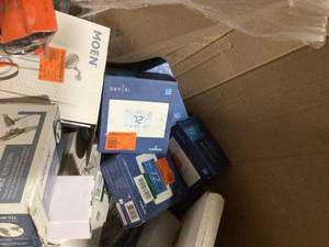 Gaylord of Assorted Bathroom and Plumbing Items Various  Models and Conditions   Customer Returns See Pictures