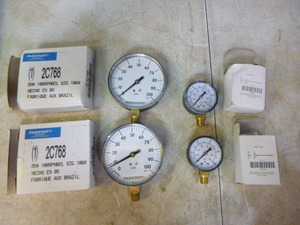 lot 48 image: 4 Pressure Gauges