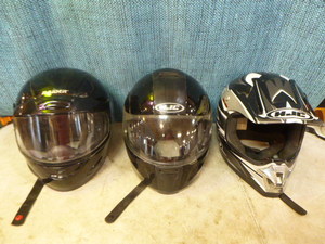 lot 96 image: 3 Snowmobile Helmets