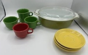lot 25 image: Vintage Fiesta Coffee Cups, Saucers, and Pyrex Casserole Dish with Glass Lid