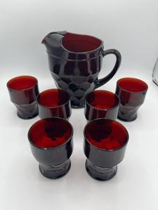 lot 33 image: Vintage Georgian Ruby Anchor Hocking Tumbler Set and Pitcher