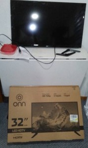 Led HDTV 32 Inch HDMI By Onn.
