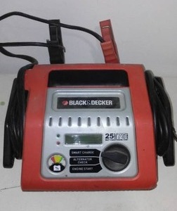 Black And Decker 12 Volt Charger  Starter.