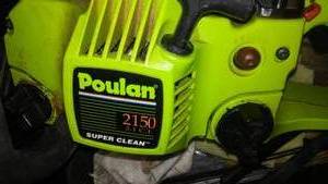 Poulan Chainsaw, Gas.