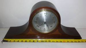 Vintage Sessions Mantel Clock.