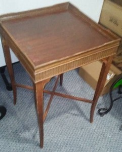Vintage Wood End Table.