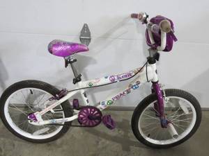 lot 24 image: Kent Bicycle