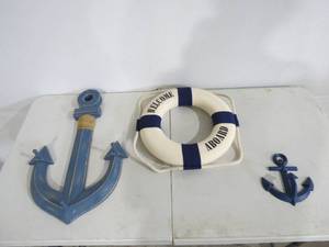 lot 47 image: Lifebuoy Wall Hanging Decoration With 2 Decorative Wall Anchors