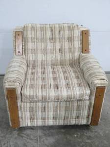 lot 56 image: Vintage Accent Chair