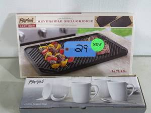 lot 29 image: New Parini Reversable GrillGriddle and Parini 4 Piece Set of Coffee Mugs