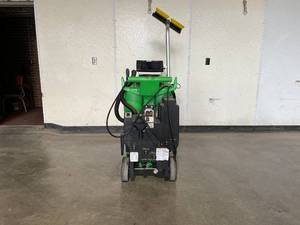 lot 2 image: Kaivac Mid-Size No-Touch Cleaning Machine