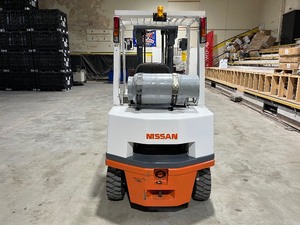 lot 9 image: Nissan Forklift 5000 lb lift