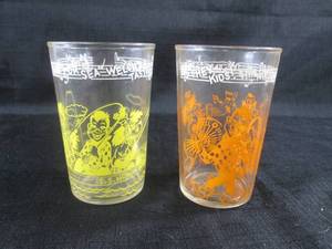 (FS) 2 Vintage Howdy Doody Glasses...