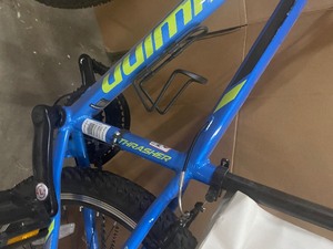 lot 16 image: Schwinn Bike Thrasher customer return see pictures