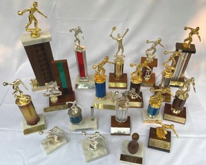lot 126 image: Vintage Trophy Lot