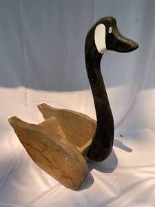 lot 137 image: Handmade Wooden Goose Planter