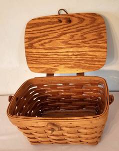 lot 55 image: Woven Longaberger Basket Options