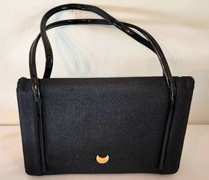 lot 63 image: Eclectic Collection of Vintage & Modern Evening Bags