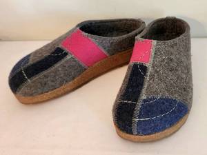 lot 72 image: New in Box Haflinger Puzzle Womens Size 37 Clog