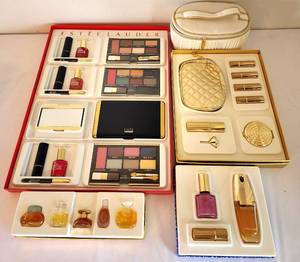 lot 76 image: Estee Lauder Boxed Sets & More