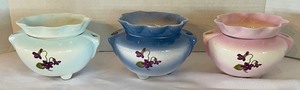 lot 141 image: Trio of Pretty 2 Piece Planters