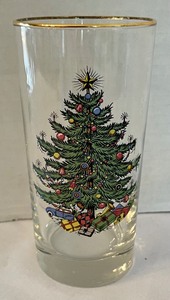 lot 150 image: Set of 8 Spode Christmas Tree Tumblers and an Italian Tree Shaped Platter