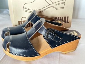 lot 25 image: Vintage Bstad Swedish Clogs