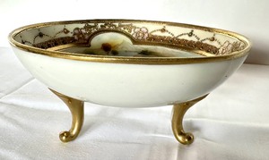lot 202 image: Vintage Hand Painted Footed Dish