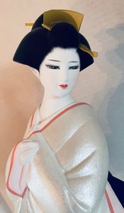 lot 170 image: Hakata Bisque Snowflake Maiden of Winter Limited Edition Figurine