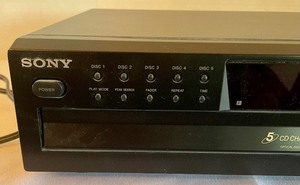 lot 181 image: Sony 5 Disk Exchange System