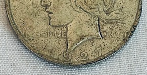 lot 196 image: 1927 Silver Dollar