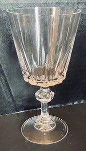 lot 198 image: 12 Princess House Crystal Stemmed Glasses