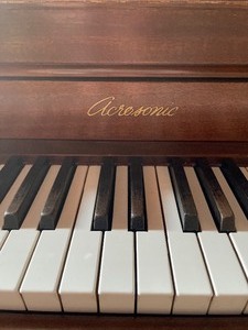 lot 22 image: Aerosonic Upright Piano by Baldwin