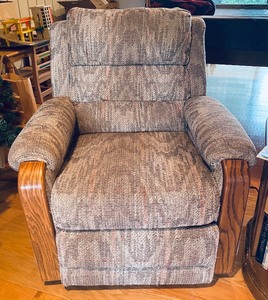 lot 361 image: Vintage Upholstered Reclining Chair