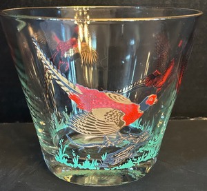 lot 313 image: Vintage Pheasant Themed Glass Bowl