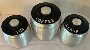 lot 323 image: Set of Vintage Kitchen Canisters
