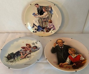lot 423 image: (7) Norman Rockwell Collector Plates