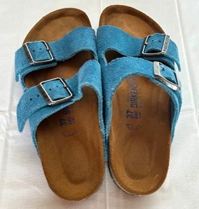 lot 255 image: Birkenstock Arizona Suede Oceanside Sandals (Size 37)