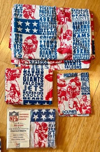 lot 385 image: Vintage Sports Themed Twin Sheet Sets