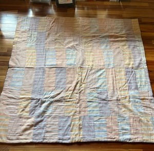 lot 24 image: Colorful Square Patch Quilt