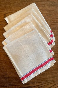 lot 35 image: Variety of Linens
