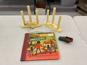 lot 138 image: Mixed Vintage Lot