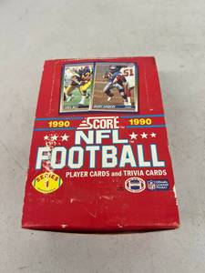 lot 144 image: 1990 Score Football Series 1 Full Box of Sealed Packs